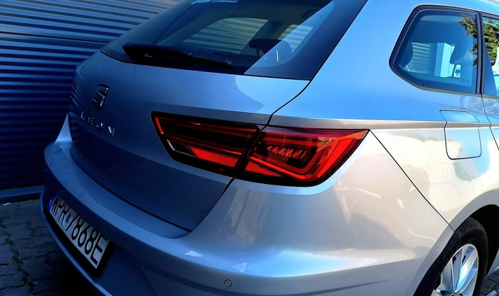 Seat Leon cena 41900 przebieg: 221482, rok produkcji 2018 z Ożarów Mazowiecki małe 79